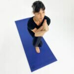 asana-tapete-yoga-yogateria-azul-4-