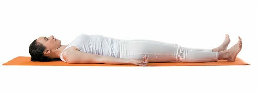 yoga-postura-cadaver-savasana