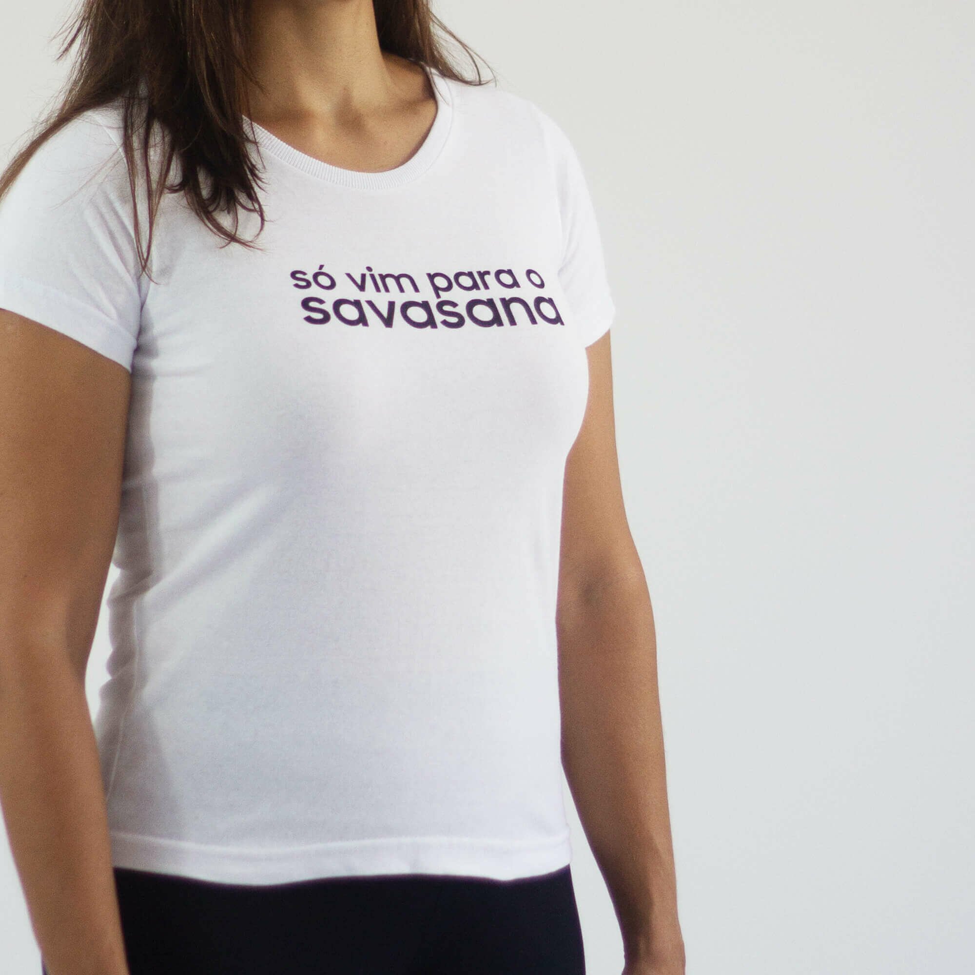 camiseta-yogateria-savasana-branca-3