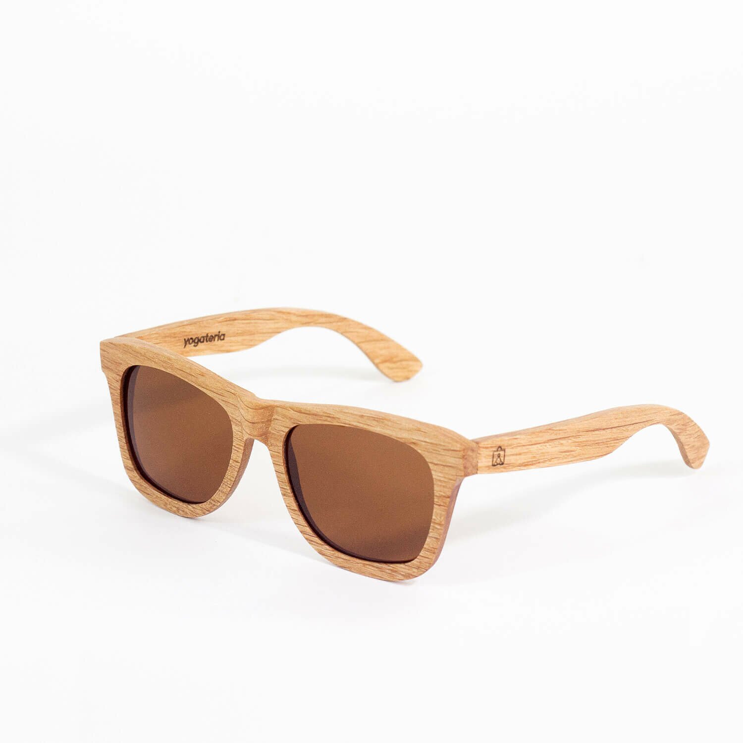 oculos-madeira-yogateria-noronha-1
