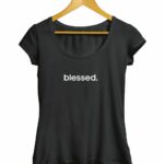 camiseta-blessed-yogateria-babylook (1)