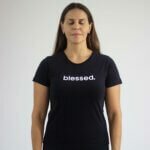 camiseta-yogateria-blessed-3