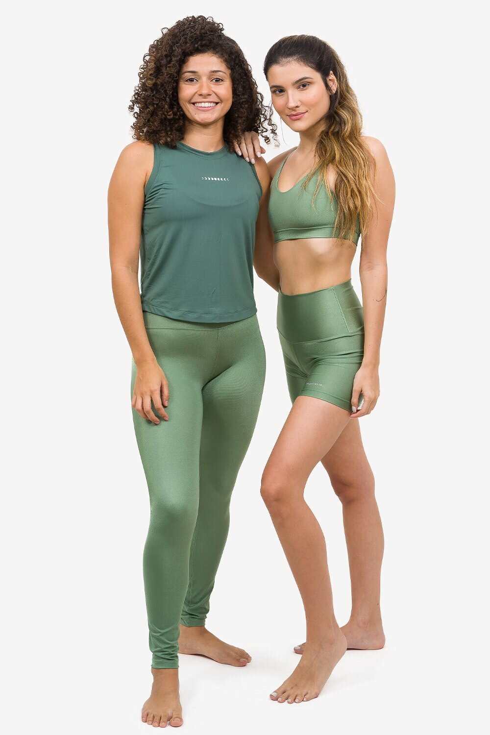 legging-essence-shine-yogateria-verde-12
