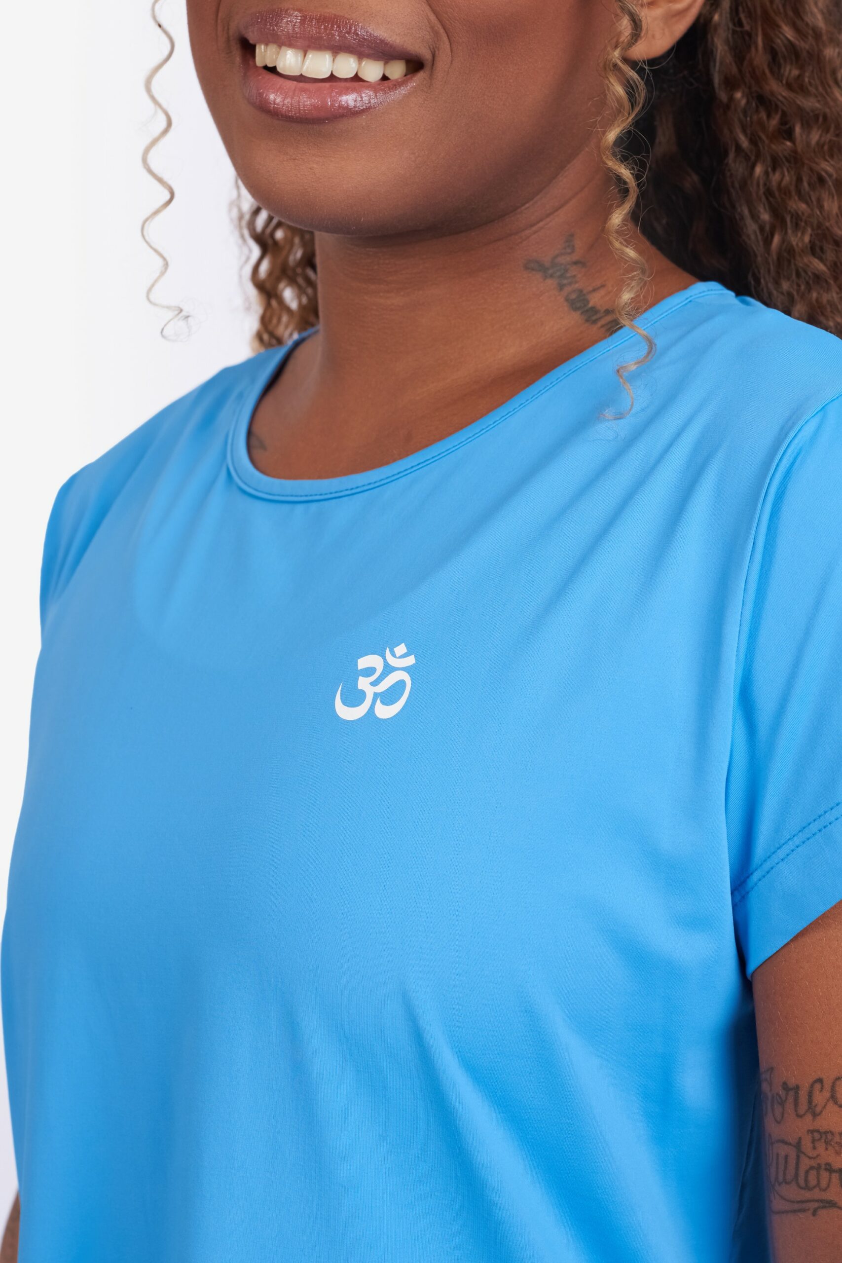 blusa-long-yogateria-azul-01