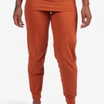 jogger-feminina-yogateria-terracota-03